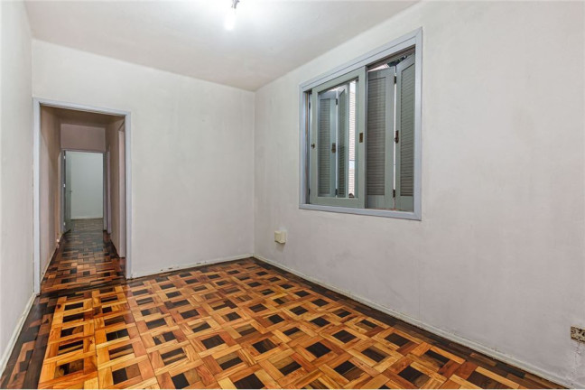 Imagem Imóvel com 1 Quarto à Venda,  em Auxiliadora - Porto Alegre
