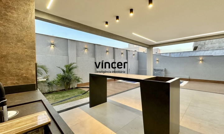 Imagem Casa com 4 Quartos à Venda, 268 m² em Jardins Capri - Senador Canedo