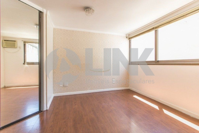 Imagem Imóvel com 2 Quartos à Venda, 182 m² em Bela Vista - Porto Alegre Imagem Imóvel com 2 Quartos à Venda, 182 m² em Bela Vista - Porto Alegre