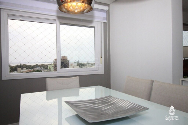 Imagem Imóvel com 3 Quartos à Venda, 158 m² em Menino Deus - Porto Alegre Imagem Imóvel com 3 Quartos à Venda, 158 m² em Menino Deus - Porto Alegre