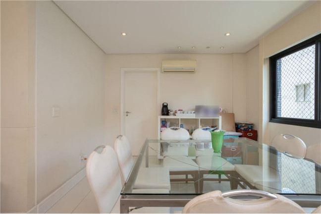 Imagem Apartamento com 4 Quartos à Venda, 235 m² em Aclimação - São Paulo