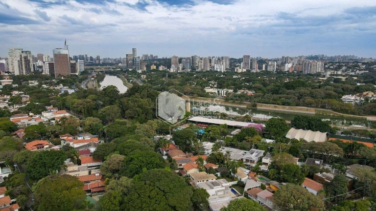 Imagem Casa com 4 Quartos à Venda, 198 m² em Alto De Pinheiros - São Paulo