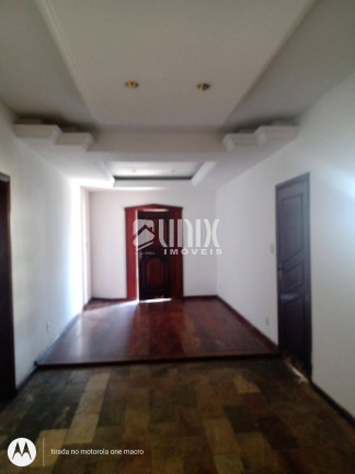 Imagem Casa com 3 Quartos à Venda, 432 m² em Parque Turf Club - Campos Dos Goytacazes