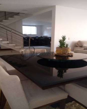 Imagem Casa com 3 Quartos à Venda, 160 m² em Itaipu - Niterói