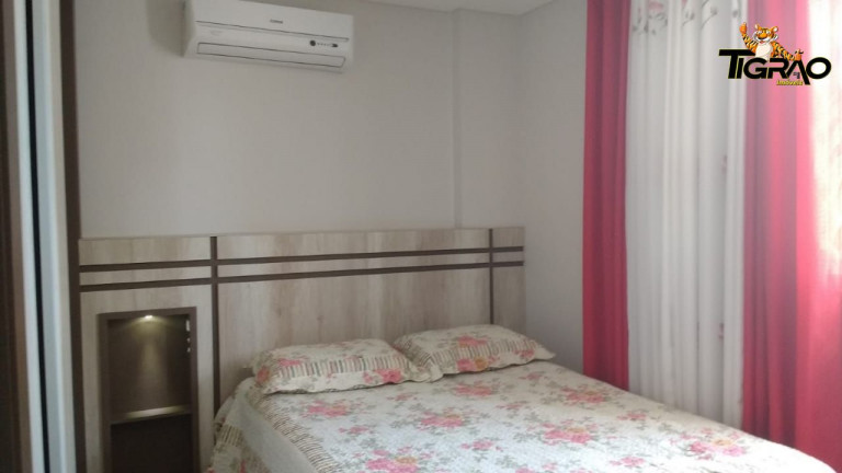 Imagem Apartamento com 2 Quartos à Venda, 68 m² em Centro - Itajaí
