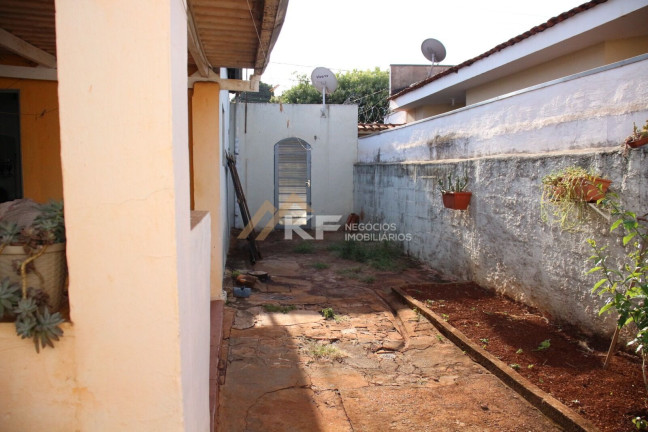 Imagem Casa com 3 Quartos à Venda, 130 m² em Vila Virgínia - Ribeirão Preto Imagem Casa com 3 Quartos à Venda, 130 m² em Vila Virgínia - Ribeirão Preto