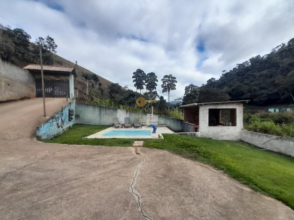 Imagem Casa com 3 Quartos à Venda, 675 m² em Campo Limpo - Teresópolis Imagem Casa com 3 Quartos à Venda, 675 m² em Campo Limpo - Teresópolis