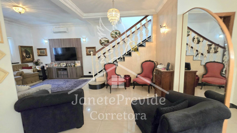 Casa de Condomínio com 4 Quartos à Venda, 313 m² em Alphaville - Santana De Parnaíba