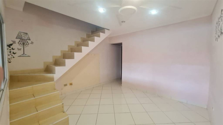Imagem Casa com 2 Quartos à Venda, 77 m² em Nova Mirim - Praia Grande Imagem Casa com 2 Quartos à Venda, 77 m² em Nova Mirim - Praia Grande