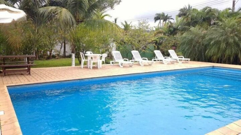 Imagem Casa com 5 Quartos à Venda, 900 m² Imagem Casa com 5 Quartos à Venda, 900 m²