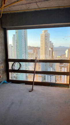 Imagem Apartamento com 4 Quartos à Venda, 171 m² em Centro - Balneário Camboriú Imagem Apartamento com 4 Quartos à Venda, 171 m² em Centro - Balneário Camboriú