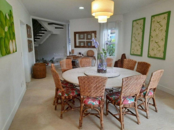 Imagem Casa com 6 Quartos à Venda, 372 m² em Enseada - Guarujá Imagem Casa com 6 Quartos à Venda, 372 m² em Enseada - Guarujá