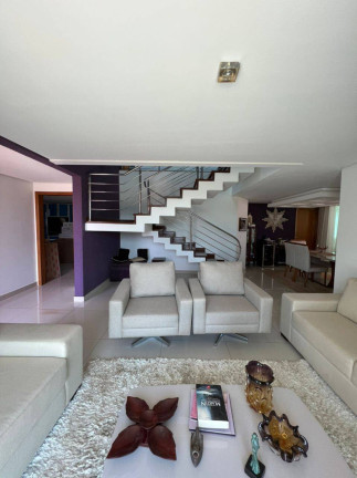 Imagem Casa com 4 Quartos à Venda, 444 m² em Residencial Alphaville Flamboyant - Goiânia Imagem Casa com 4 Quartos à Venda, 444 m² em Residencial Alphaville Flamboyant - Goiânia