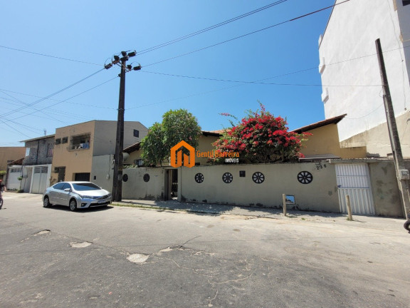 Casa com 6 Quartos à Venda,  em Monte Castelo - Fortaleza