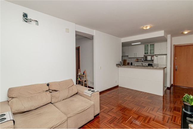 Imagem Imóvel com 2 Quartos à Venda, em Passo Da Areia - Porto Alegre Imagem Imóvel com 2 Quartos à Venda, em Passo Da Areia - Porto Alegre