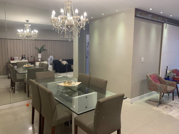 Imagem Apartamento com 4 Quartos à Venda, 140 m² em Icaraí - Niterói