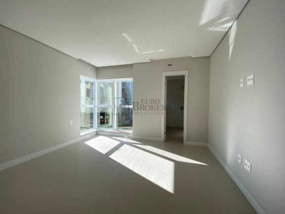 Imagem Apartamento com 4 Quartos à Venda, 160 m² em Pioneiros - Balneário Camboriú Imagem Apartamento com 4 Quartos à Venda, 160 m² em Pioneiros - Balneário Camboriú
