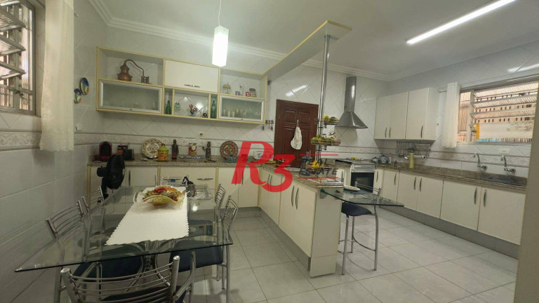 Imagem Casa com 5 Quartos à Venda, 254 m² em Ponta Da Praia - Santos
