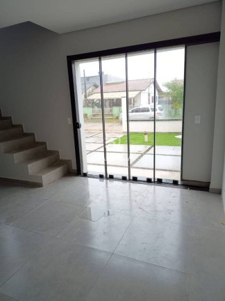 Imagem Sobrado com 3 Quartos à Venda, 79 m² em Centro - Barra Velha