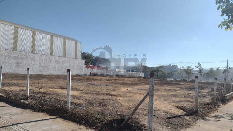 Imagem Terreno à Venda, 4.163 m² em Alice Maia - Montes Claros Imagem Terreno à Venda, 4.163 m² em Alice Maia - Montes Claros