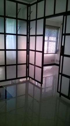 Sala Comercial à Venda, 34 m² em Centro - Jacareí
