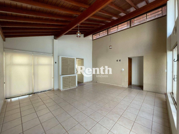 Imagem Casa com 4 Quartos à Venda, 259 m² em Vila Aparecida - Rio Claro