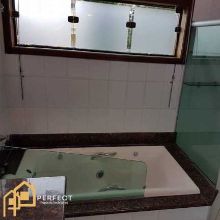 Imagem Casa com 4 Quartos para Alugar, 200 m² em Independência - Taubaté