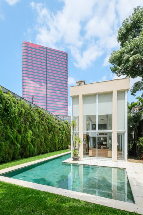 Imagem Casa com 3 Quartos à Venda, 480 m² em Vila Madalena - São Paulo Imagem Casa com 3 Quartos à Venda, 480 m² em Vila Madalena - São Paulo