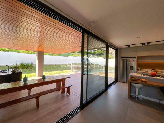 Imagem Casa de Condomínio com 3 Quartos à Venda, 598 m² em Cacupé - Florianópolis