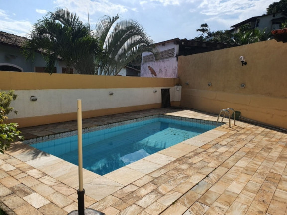 Imagem Casa com 3 Quartos à Venda, 274 m² em Pechincha - Rio De Janeiro Imagem Casa com 3 Quartos à Venda, 274 m² em Pechincha - Rio De Janeiro
