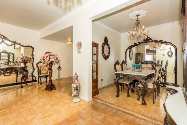 Imagem Imóvel com 3 Quartos à Venda, 171 m² em Centro Histórico - Porto Alegre Imagem Imóvel com 3 Quartos à Venda, 171 m² em Centro Histórico - Porto Alegre