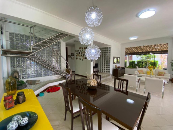 Imagem Casa com 4 Quartos à Venda, 355 m² em Piatã - Salvador Imagem Casa com 4 Quartos à Venda, 355 m² em Piatã - Salvador