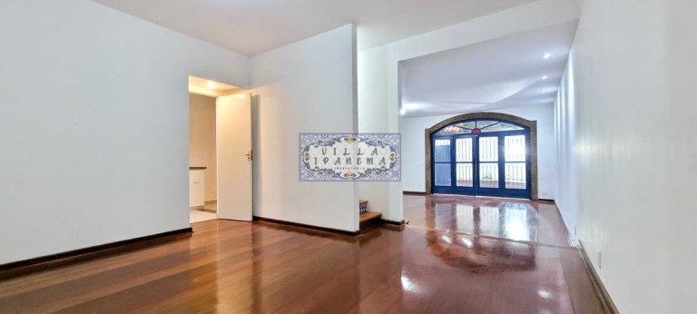 Imagem Casa com 5 Quartos à Venda, 300 m² em Jardim Botânico - Rio De Janeiro Imagem Casa com 5 Quartos à Venda, 300 m² em Jardim Botânico - Rio De Janeiro