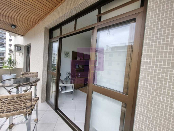 Imagem Apartamento com 3 Quartos à Venda, 140 m² em Jardim Las Palmas - Guarujá Imagem Apartamento com 3 Quartos à Venda, 140 m² em Jardim Las Palmas - Guarujá