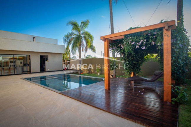 Imagem Casa de Condomínio com 3 Quartos à Venda, 600 m² em Cognopolis - Foz Do Iguaçu Imagem Casa de Condomínio com 3 Quartos à Venda, 600 m² em Cognopolis - Foz Do Iguaçu