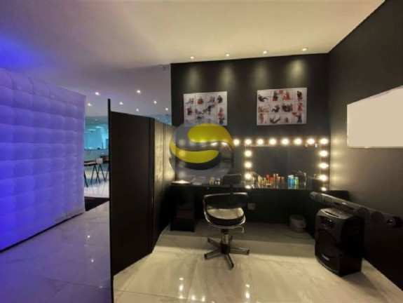 Imagem Imóvel Comercial à Venda, 1.566 m² em Jardim Lambreta - Cotia Imagem Imóvel Comercial à Venda, 1.566 m² em Jardim Lambreta - Cotia