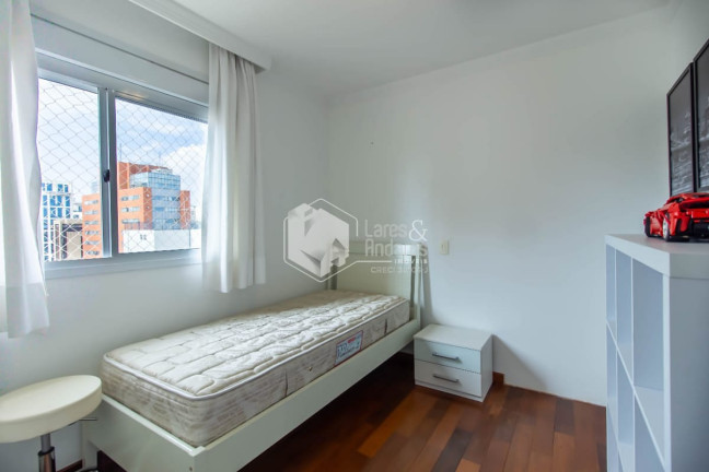 Imagem Apartamento com 4 Quartos à Venda, 143 m² em Moema - São Paulo