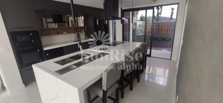 Imagem Casa com 7 Quartos à Venda, 764 m² em Centro - Cachoeiras De Macacu