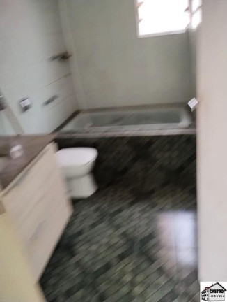 Imagem Casa com 3 Quartos à Venda, 220 m² em Vila Nhocune - São Paulo Imagem Casa com 3 Quartos à Venda, 220 m² em Vila Nhocune - São Paulo