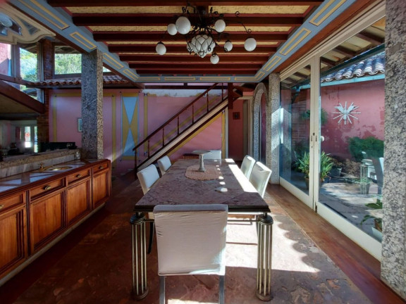 Imagem Casa com 3 Quartos à Venda, 350 m² em Albuquerque - Teresópolis Imagem Casa com 3 Quartos à Venda, 350 m² em Albuquerque - Teresópolis