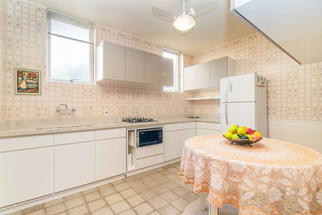 Foto do imóvel Imóvel com 2 Quartos à Venda,  em Mont Serrat - Porto Alegre