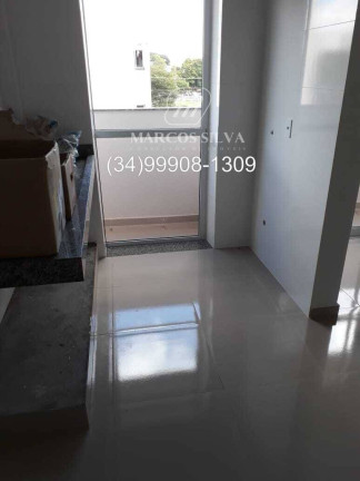 Apartamento com 2 Quartos à Venda,  em Santa Mônica - Uberlândia