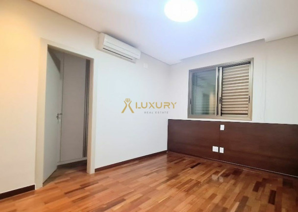 Imagem Imóvel com 4 Quartos à Venda, 263 m² em Vila Da Serra - Nova Lima