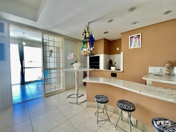 Imagem Casa com 5 Quartos à Venda, 408 m² em Coqueiros - Florianópolis Imagem Casa com 5 Quartos à Venda, 408 m² em Coqueiros - Florianópolis