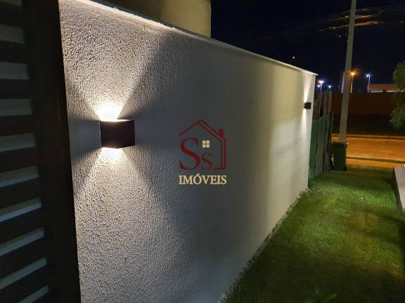 Casa com 4 Quartos à Venda,  em Nova Betânia - Mossoró