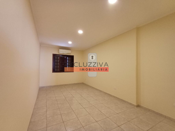 Imagem Casa com 3 Quartos à Venda, 250 m² em Jardim Independência - Taubaté