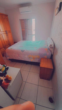 Imagem Sobrado com 3 Quartos à Venda, 320 m² em Jardim Aida - Guarulhos Imagem Sobrado com 3 Quartos à Venda, 320 m² em Jardim Aida - Guarulhos