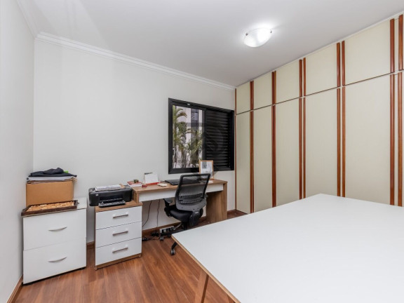Apartamento com 3 Quartos à Venda, 101 m² em Moema - São Paulo