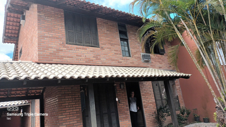 Casa com 4 Quartos à Venda, 360 m² em Santa Mônica - Florianópolis