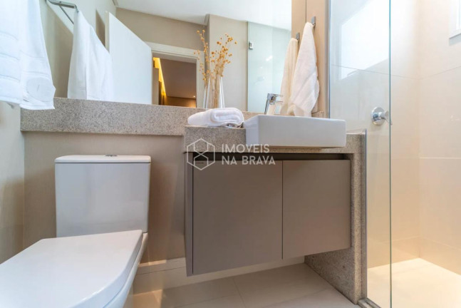 Imagem Apartamento com 4 Quartos à Venda, 237 m² em Centro - Balneário Camboriú Imagem Apartamento com 4 Quartos à Venda, 237 m² em Centro - Balneário Camboriú